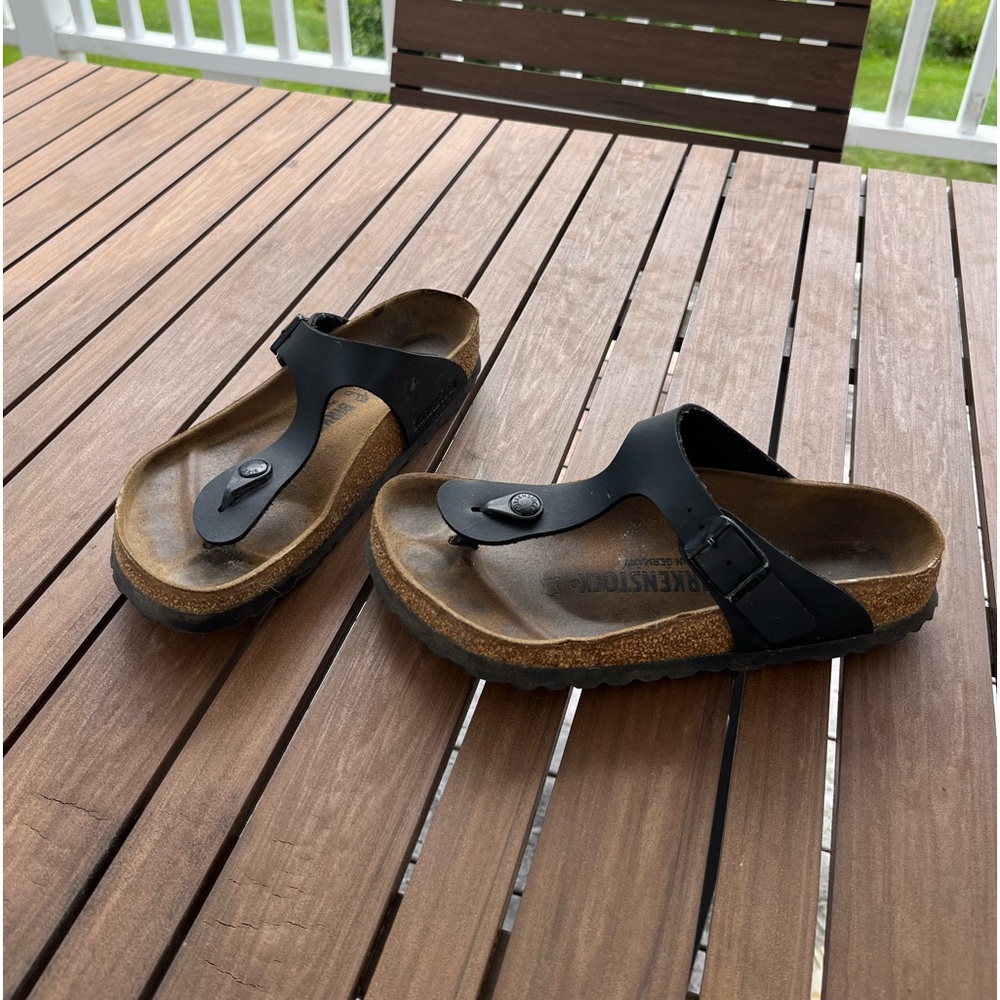 Birkenstock Gizeh sandals